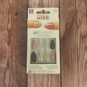 5 for $20 KISS Nails